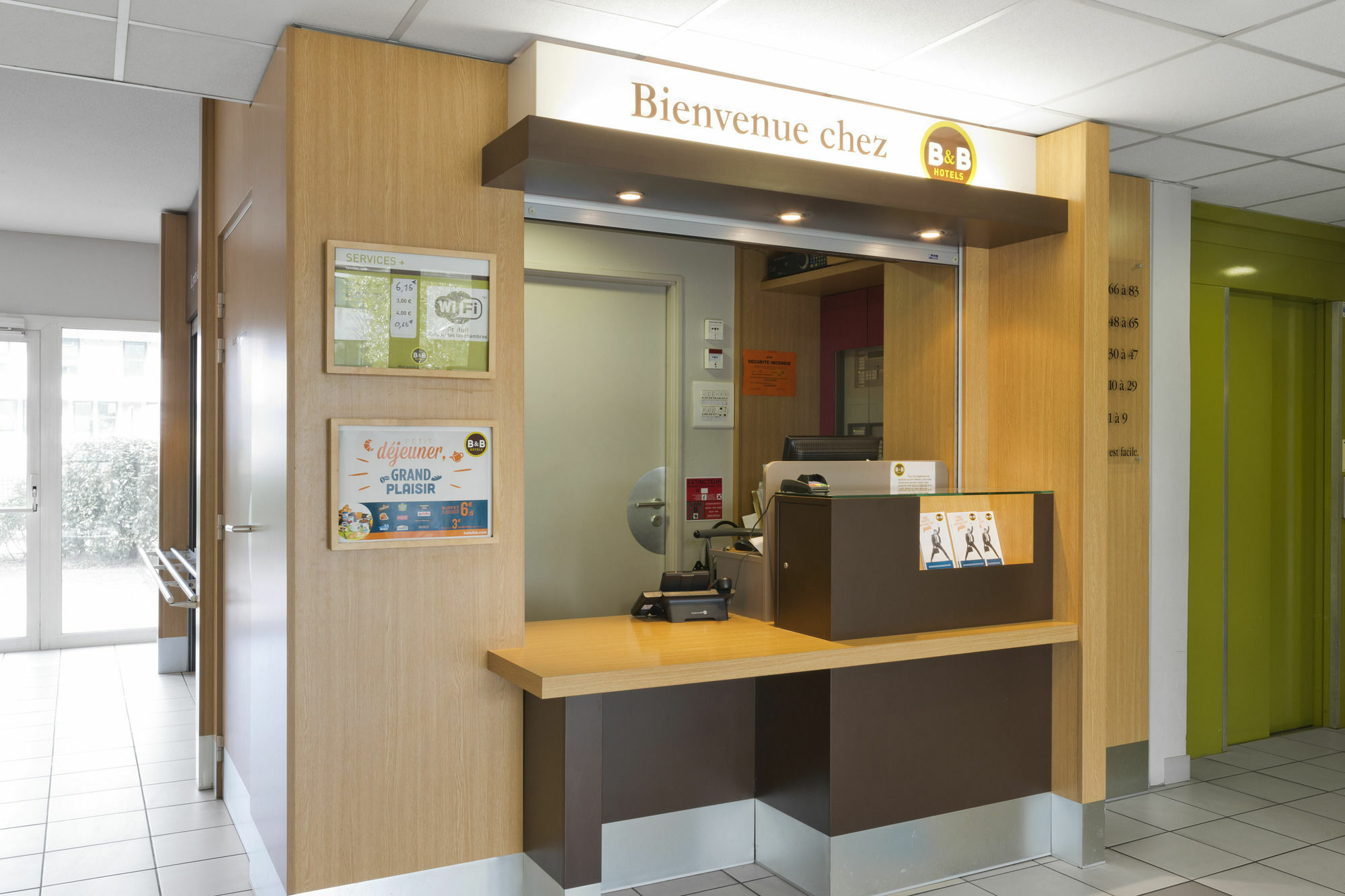 B&B Hotel Rennes Ouest Villejean Bagian luar foto
